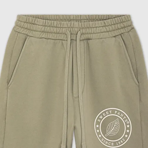 Homme SWEET PANTS YOKE BERMUDA SAGE